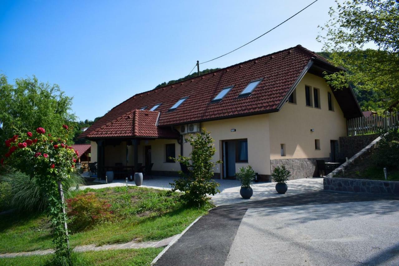 Farm Stay Zevnik Brežice Eksteriør bilde